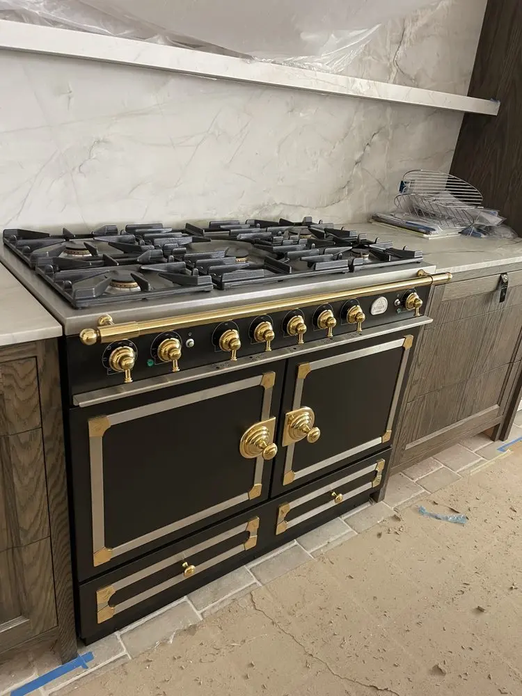 Black & Brass Professional Range installation in Ladera Ranch