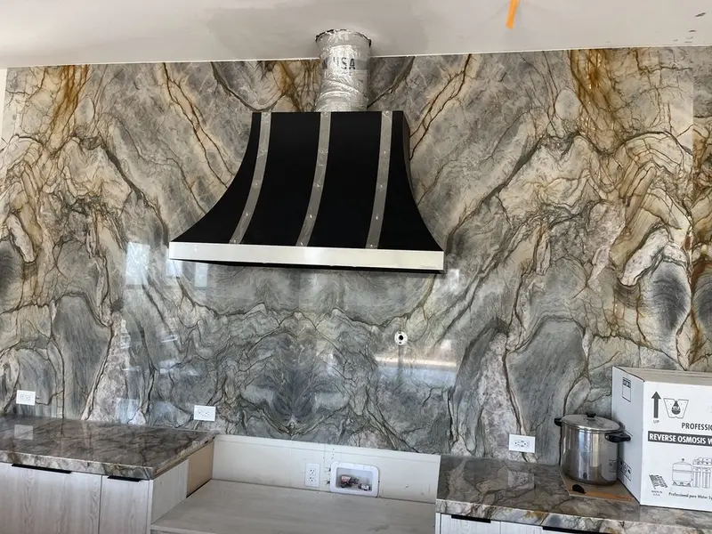 Contemporary Hood & Figured Marble installation in Corona del Mar