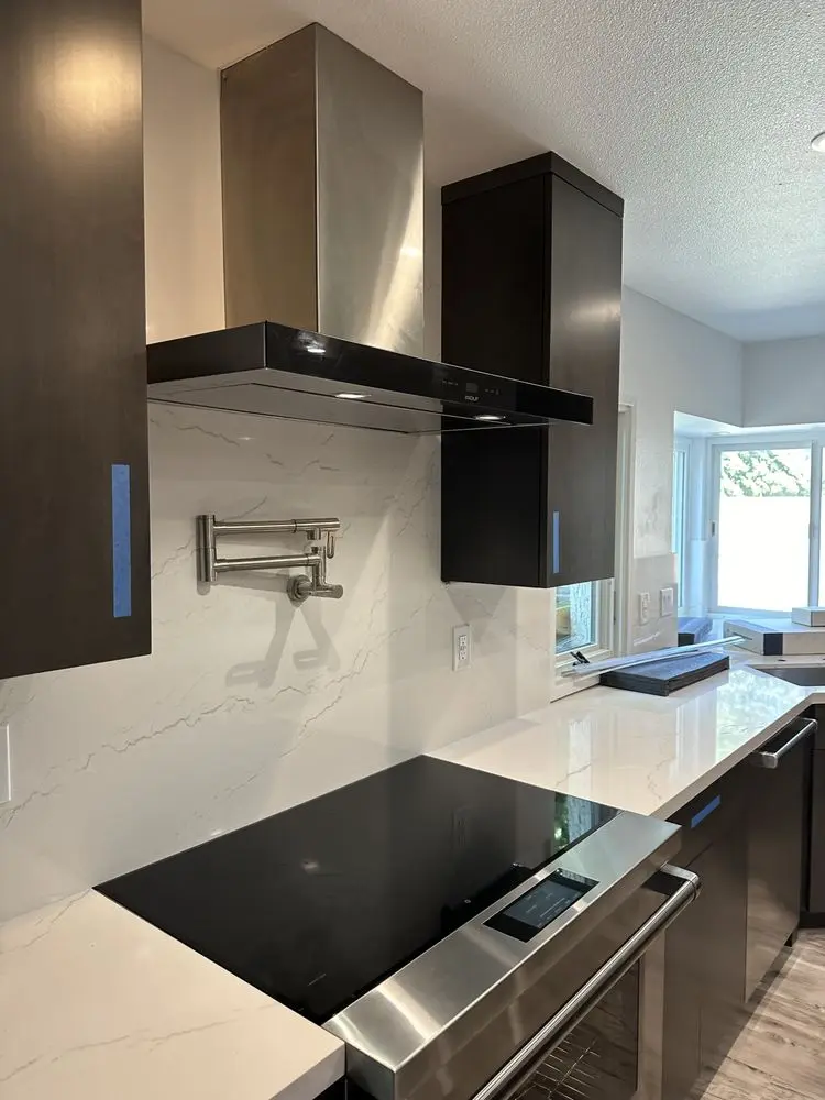 Induction Cooktop & Minimalist Hood installation in Laguna Niguel