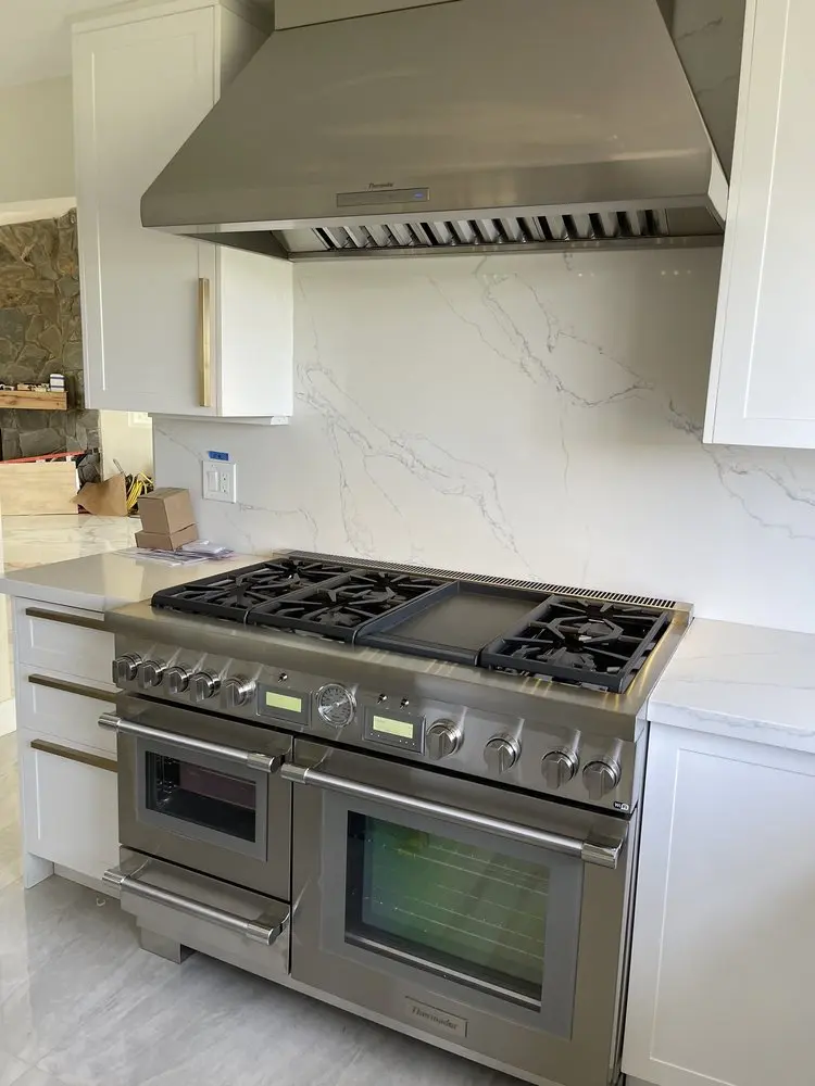 Professional Range & Marble Hood Wall installation in Irvine