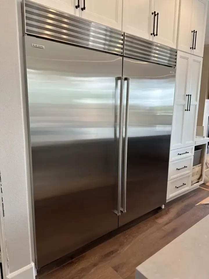Sub-Zero Built-In Refrigerator installation in San Clemente by Peerless Group