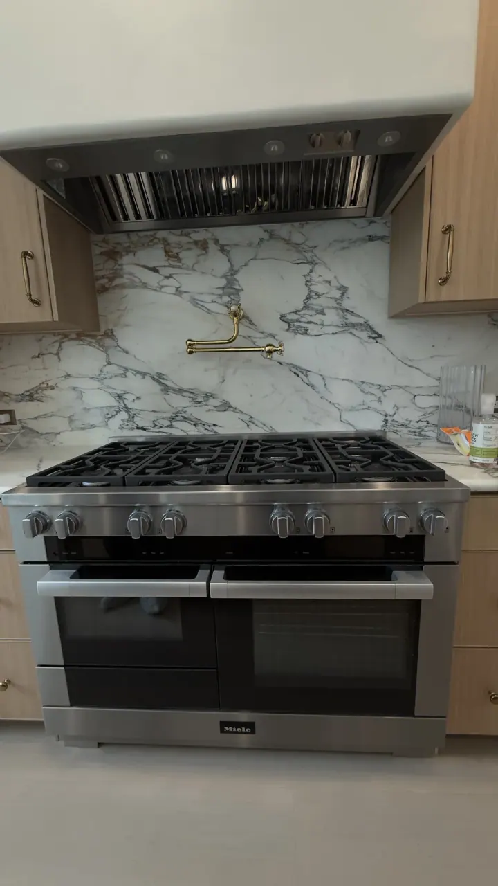 Miele 48″ Range & 48″ Liner Hood installation in Dana Point, CA by Peerless Group