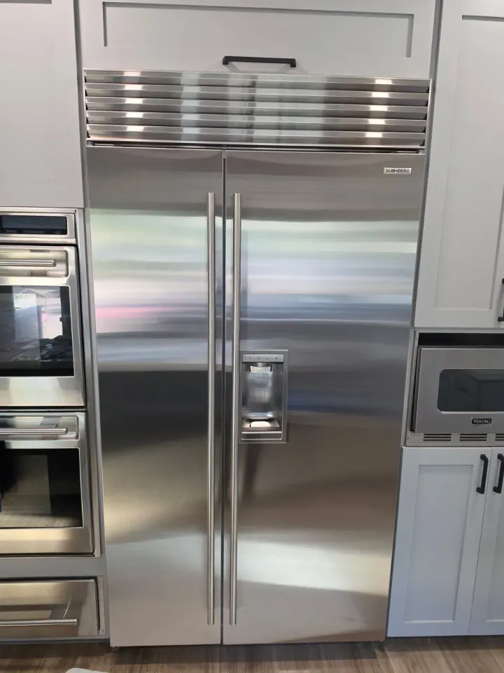 Sub-Zero Built-In Refrigerator installation in Newport Beach by Peerless Group