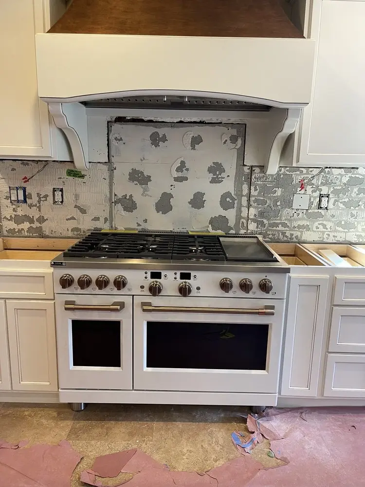 Range with Decorative Custom Hood installation in San Juan Capistrano