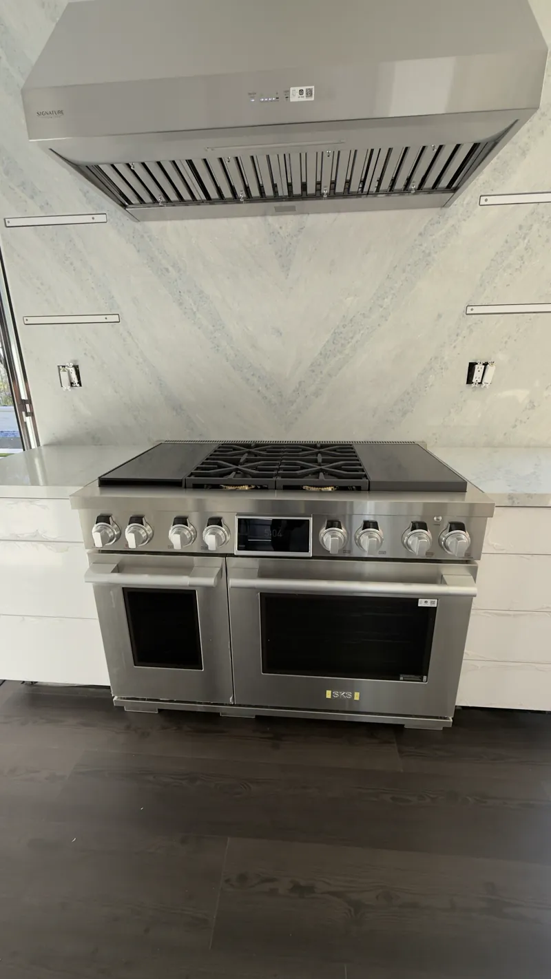 SKS 48″ Range and Hood installation in San Clemente by Peerless Group