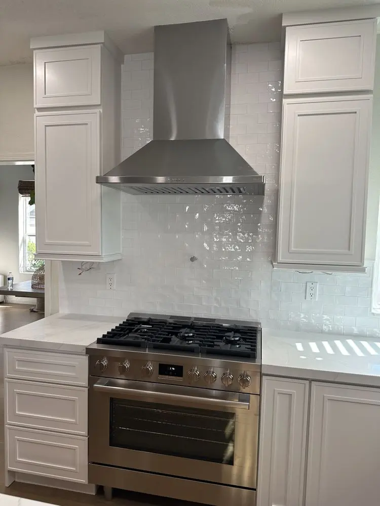Stainless Gas Range & Hood installation in Villa Park