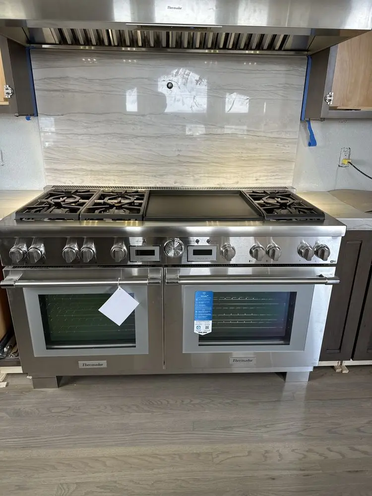 Thermador Double-Oven Gas Range installation in Laguna Niguel