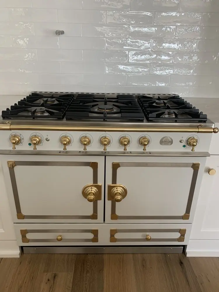 White & Gold La Cornue Range installation in Coto de Caza
